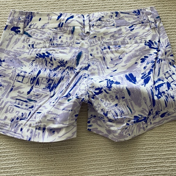 Lilly Pulitzer Callahan 5” Inseam Shorts - Picture 2 of 3